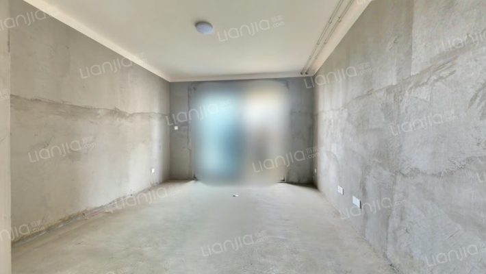 新秀华庭二手房实景图