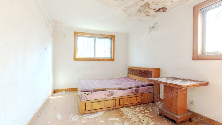 德润街二手房实景图