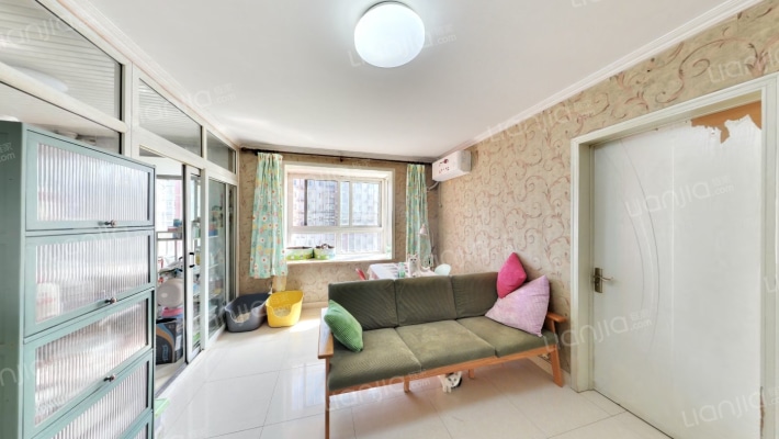 张家场小区二手房实景图