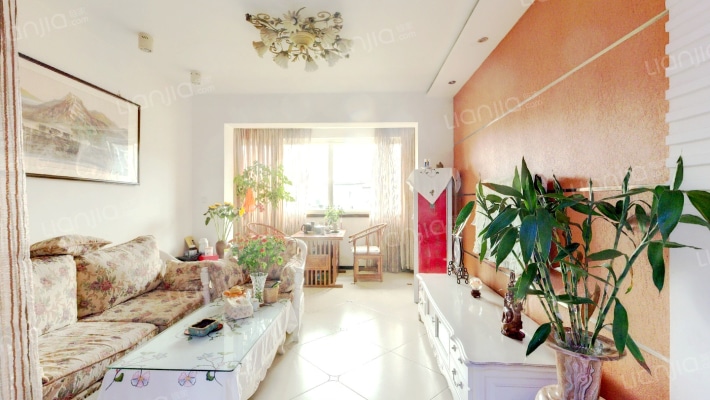 康桥水乡B区二手房实景图