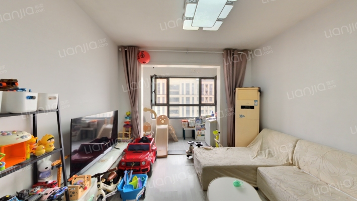 中新国际东城三区二手房实景图