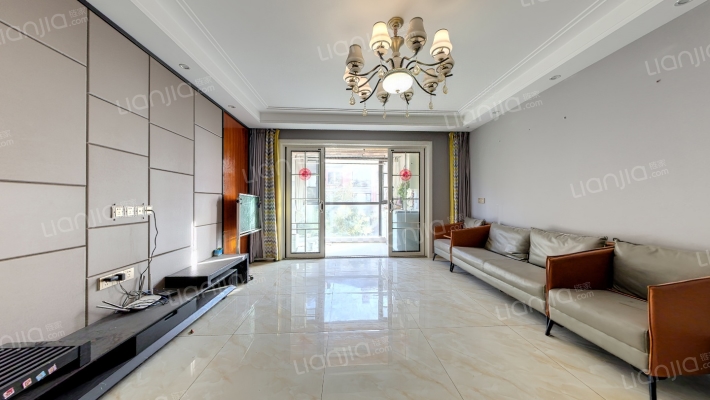 绿城百合二手房实景图