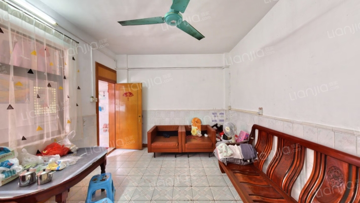 老市场二手房实景图