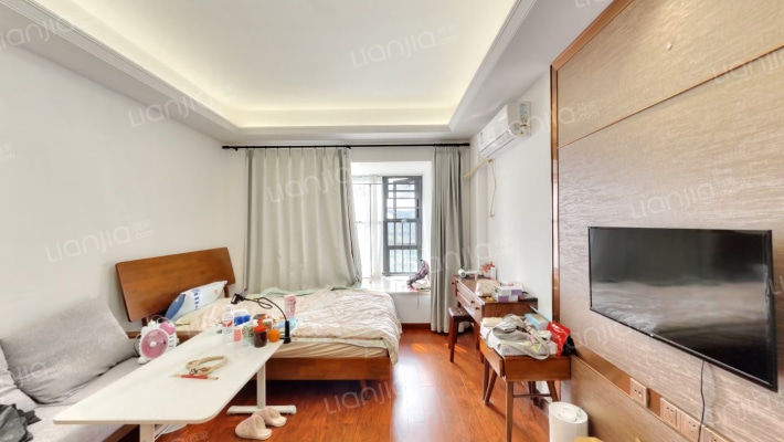 彰泰城B区二手房实景图