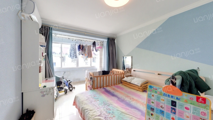 弯弯新村二手房实景图