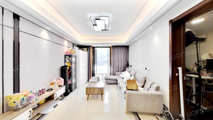 世茂璀璨天城二期二手房实景图