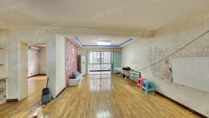 金山晓月二手房实景图