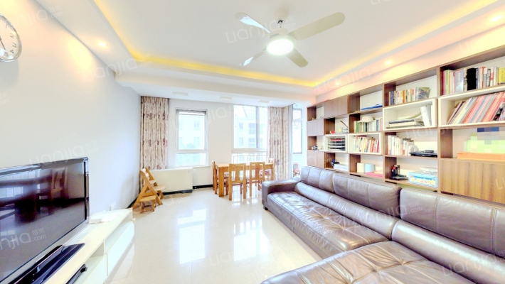 安亭新镇颂苑二手房实景图