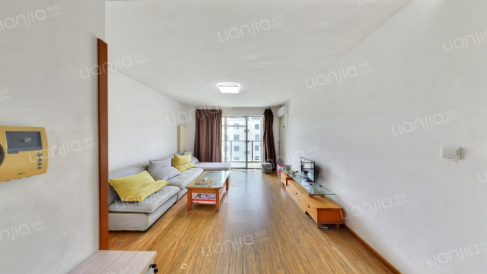 昆泉天籁村二手房实景图