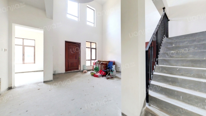 安纳溪ViLLa二手房实景图