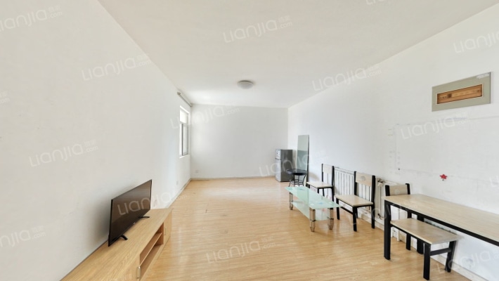 富海怡景花苑二手房实景图