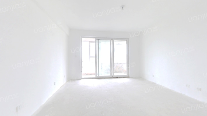 亚麦山城一期二手房实景图