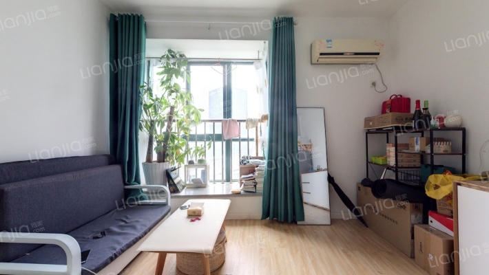 现代印象广场二手房实景图