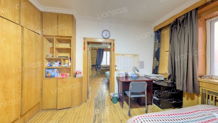 崇山教师村二手房实景图