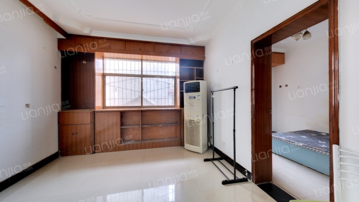 东院小区二手房实景图