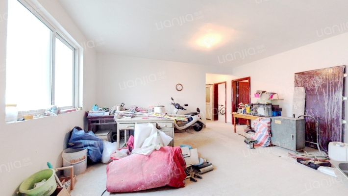 湖西雅苑F区二手房实景图