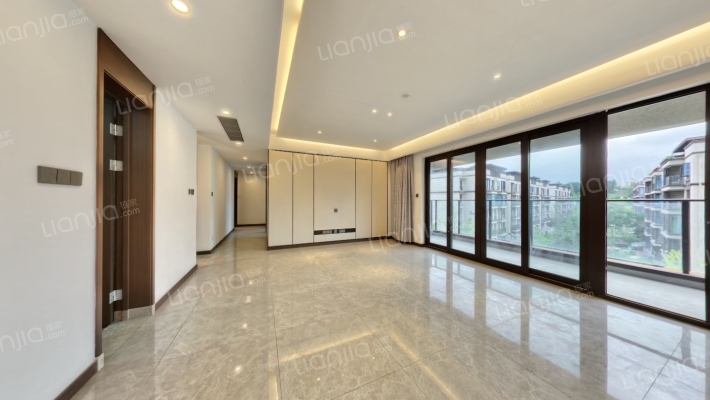 万科保利翡翠和悦二手房实景图