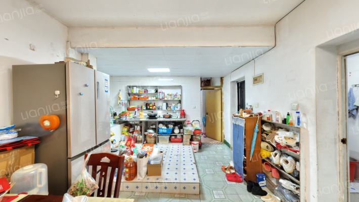 塔头新村二手房实景图