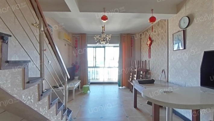 凤凰城青年汇二手房实景图