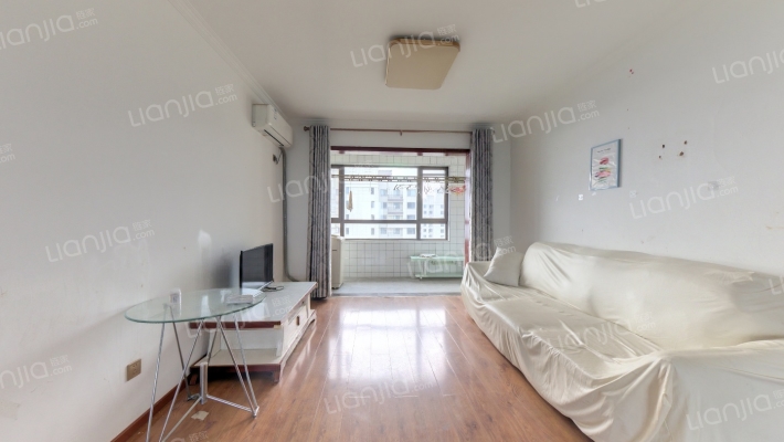 天伦湾  南北通透三居室  房本满二-客厅