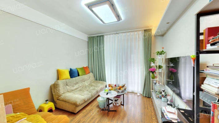 阿卡迪亚一区二手房实景图