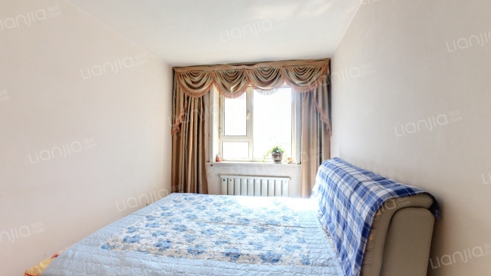 宝山小区二手房实景图