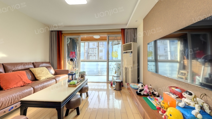 银色港湾公寓二手房实景图