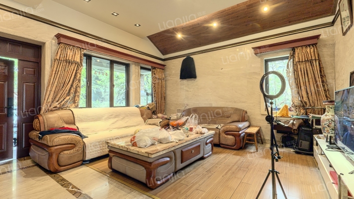 清溪玫瑰园二手房实景图