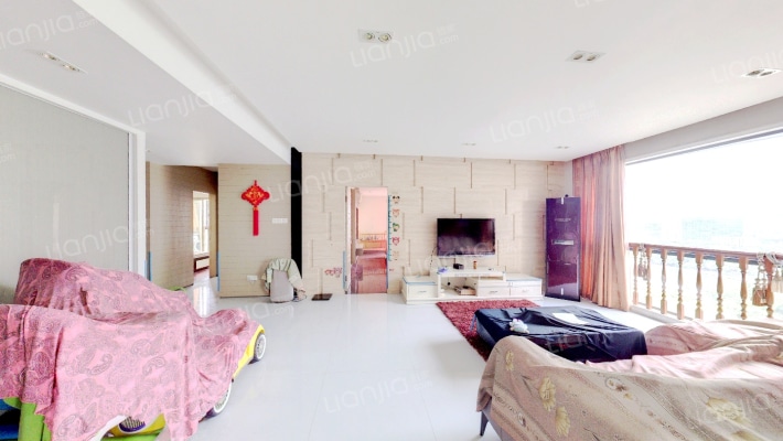 日湖花园二手房实景图