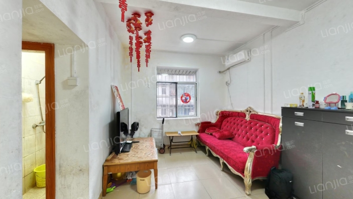 夏美路住宅二手房实景图