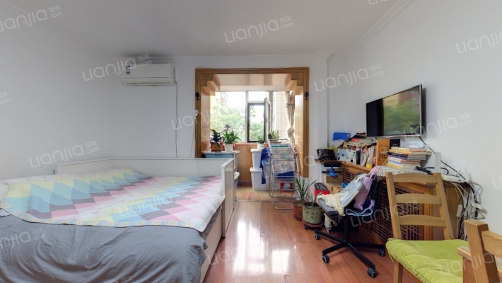 湖畔小区二手房实景图