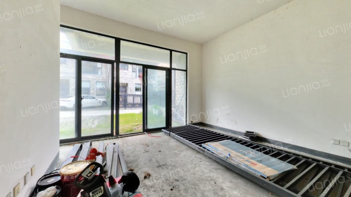 观山墅一区二手房实景图