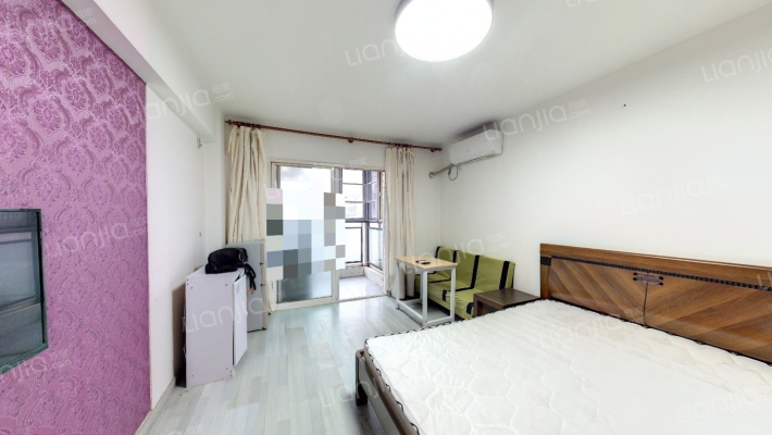 毕加索小屋二手房实景图