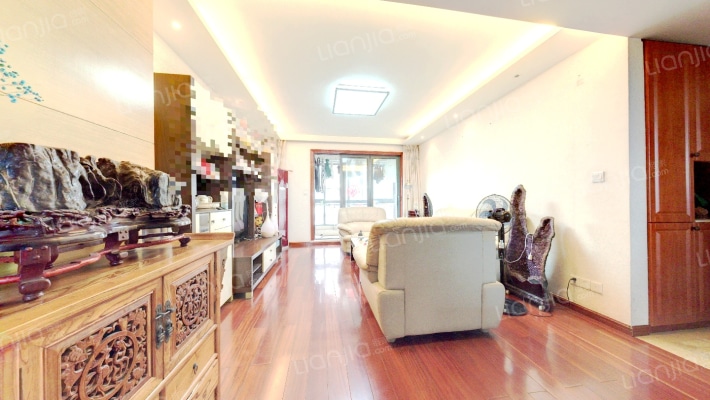 新港名仕花园二手房实景图