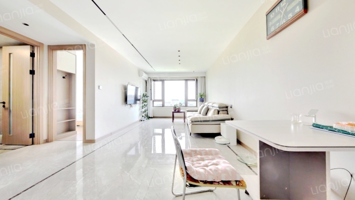 万科中俄国际城二手房实景图