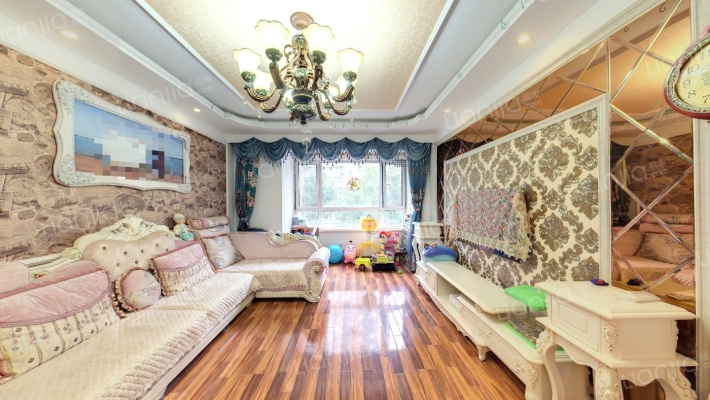 保利百合香湾A区二手房实景图