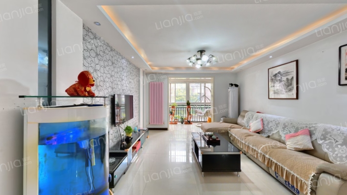 英伦春天二手房实景图