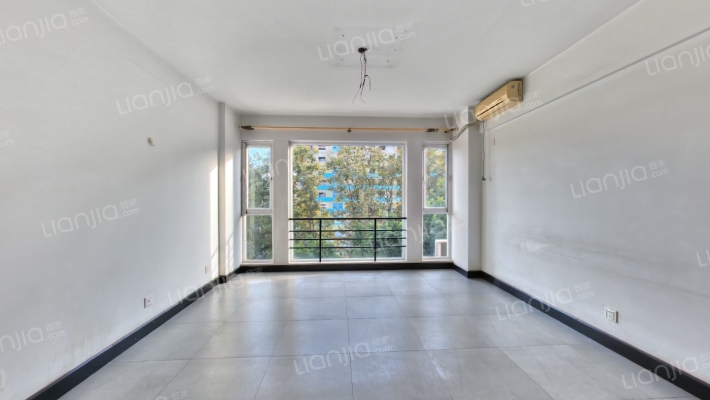 左岸公寓二手房实景图