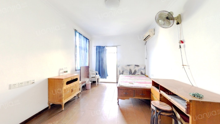 江沿村二手房实景图