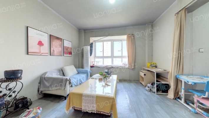 中泰华府二手房实景图