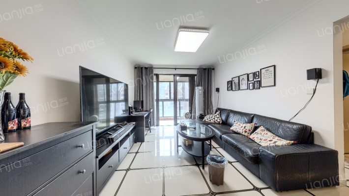 富力伯爵山二手房实景图