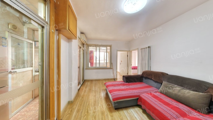 机车商厦二手房实景图