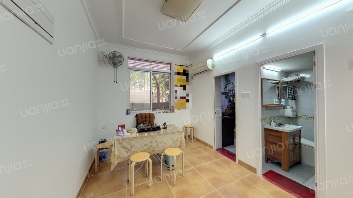 航管小区二手房实景图