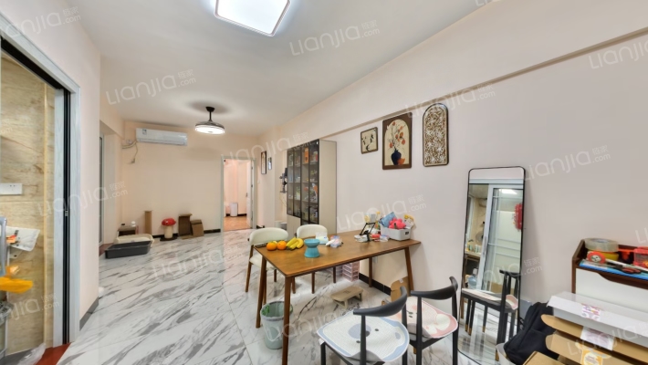 鹭江富华楼二手房实景图