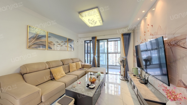 美的旭辉城二手房实景图