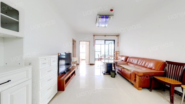 银海元隆广场B区二手房实景图