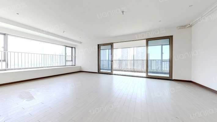 保利天屿四期二手房实景图