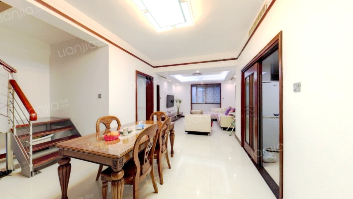 英协鼎峰二手房实景图