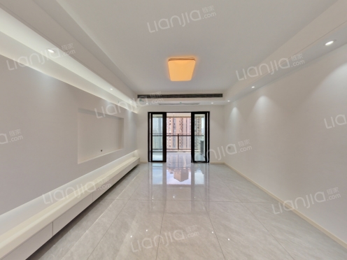 整租·长嘉汇一期 4室2厅 西