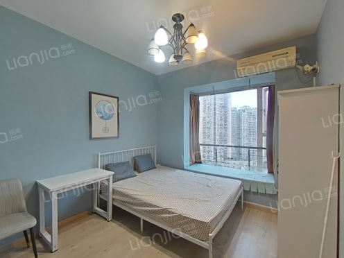 合租·银泰新苑 4居室 南卧
